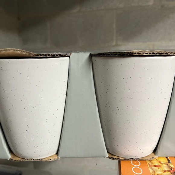 Other - 4 Brand New White Mugs